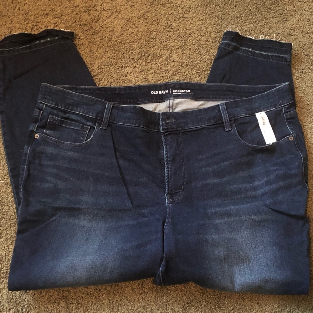 COPY - Old Navy Rockstar High Rise Jeans Size 26